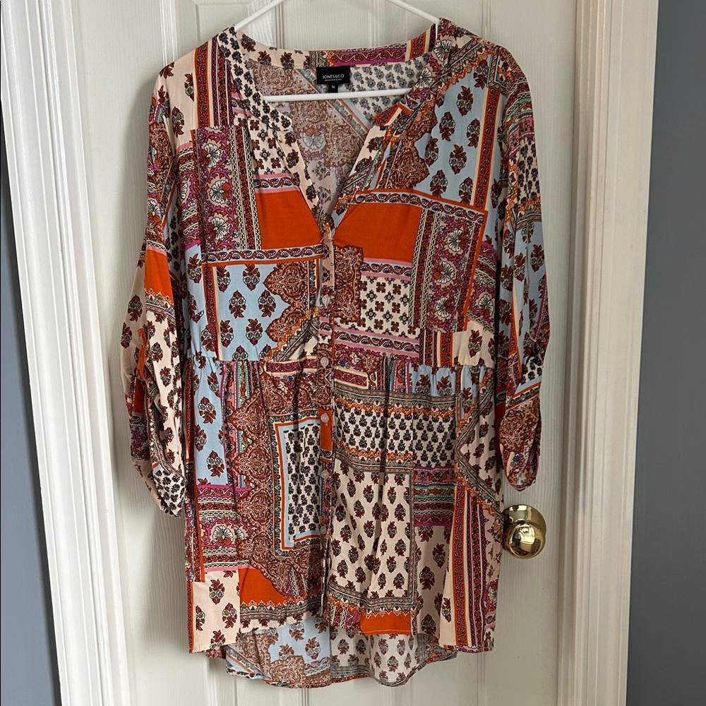 ⚜️ Vibrant Patchwork Blouse with Orange and Blue Accents